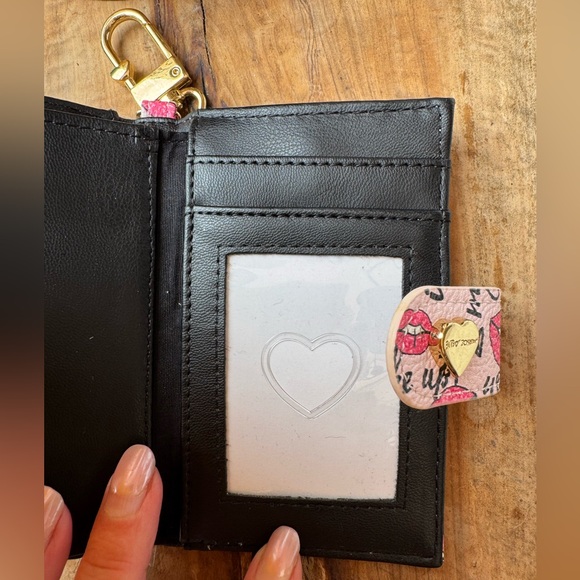Betsey Johnson Blush Lips Keychain Card Coin Wallet - Picture 7 of 8